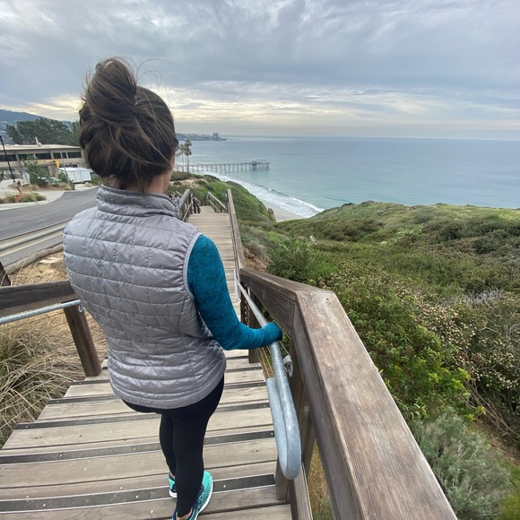 💕BOOKMARK MY CLOSET💕 - Picture 5 of 11